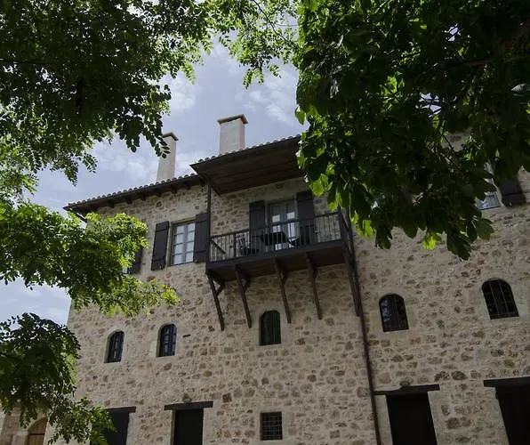 מלון Archontiko Anyfanti Zátouna